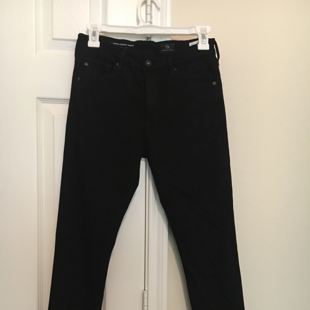 AG Farrah skinny ankle black size 27